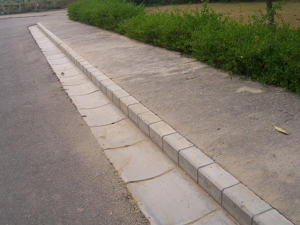 Source Drain